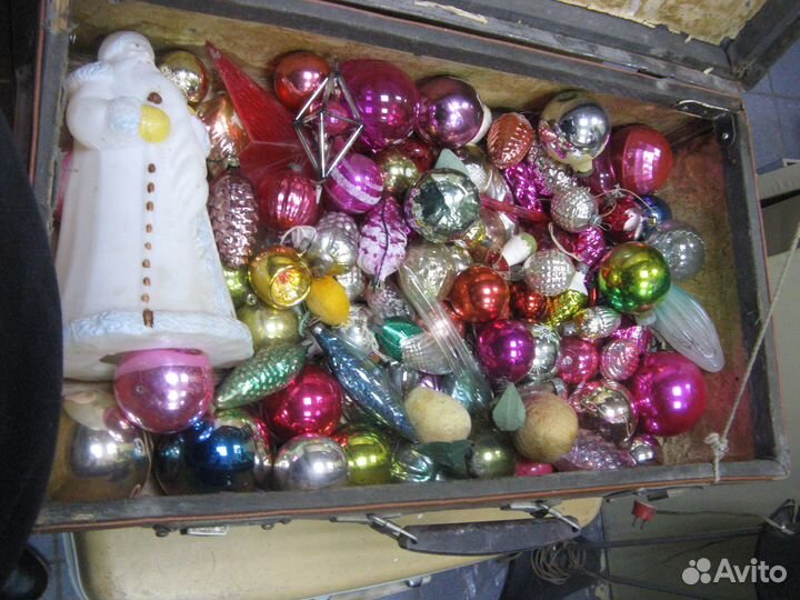 Ёлочные игрушки в ассортименте