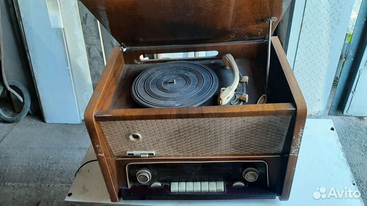 Ламповая радиола Факел