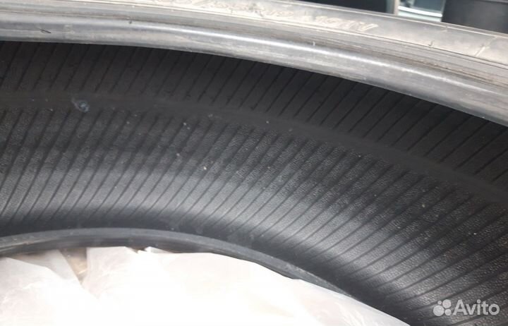 Hankook DW04 235/55 R19