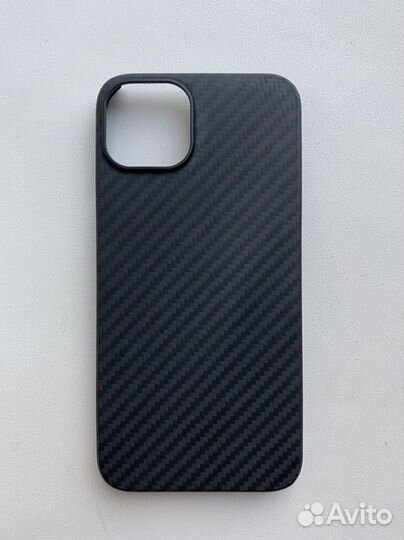 Карбоновый чехол для iPhone 13 (Pitaka)