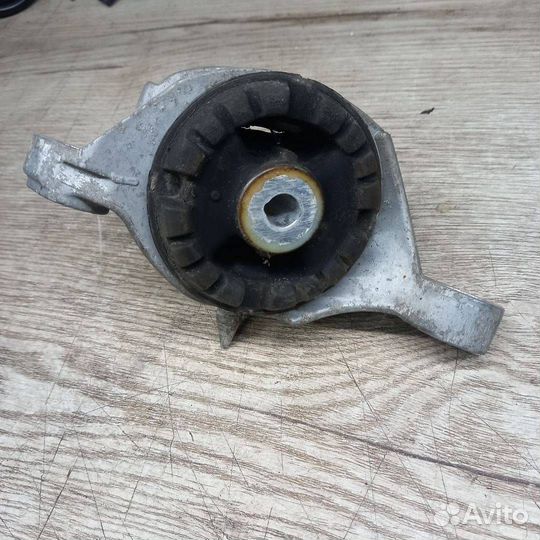 Сайлентблок задней балки Chevrolet Cruze 2 2018