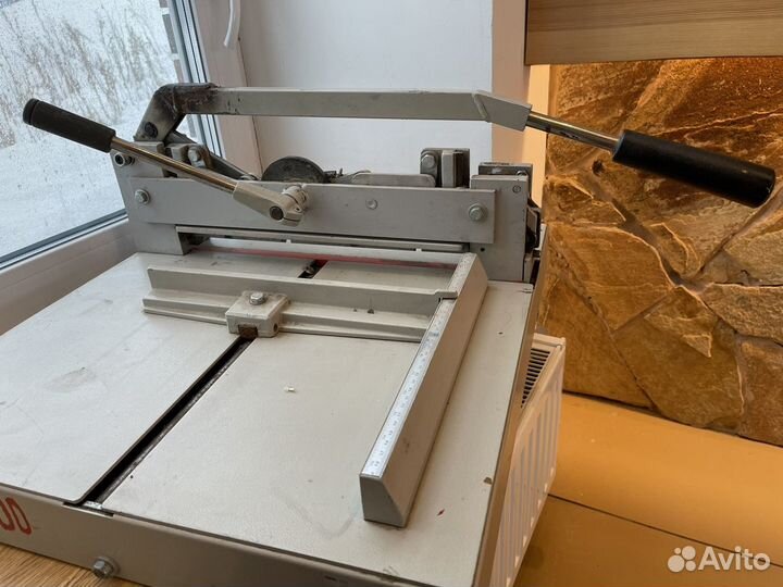 Резак гильотинный ideal, Германия