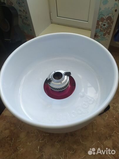 Аппарат сахарной ваты carnival robolabs twister M2