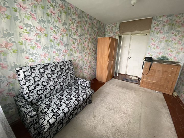 Комната 12 м² в 5-к., 13/15 эт.