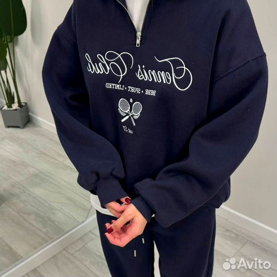 Спортивный костюм