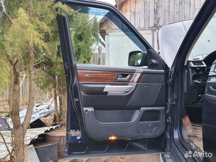 Дверь передняя левая Range Rover Sport L320 синяя