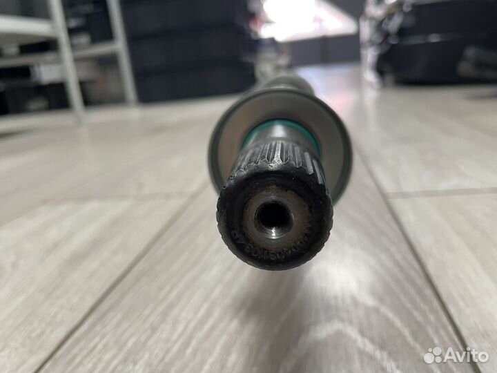 Привод правый Geely Atlas