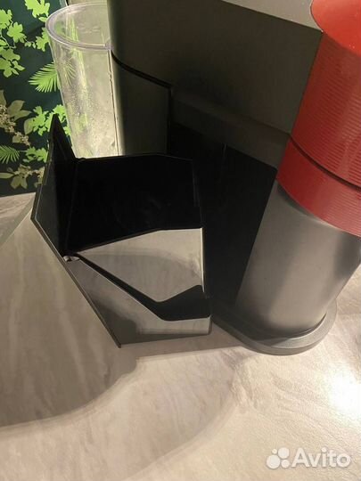 Кофемашина капсульная nespresso Vertuo Next Red