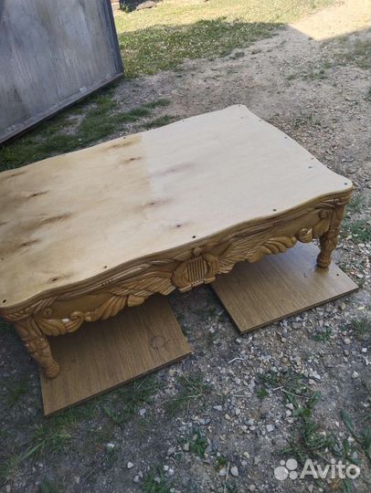 Стол ручной работы