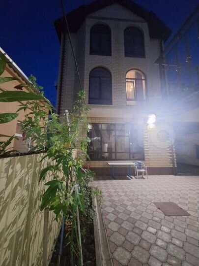 Комната 30 м², 1/3 эт.