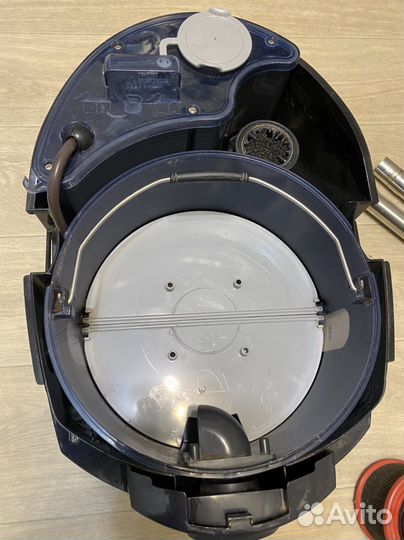 Моющий пылесос LG VC9551WNT cyking