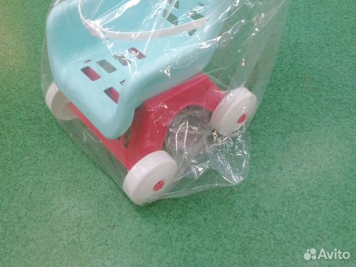 Коляска для куклы