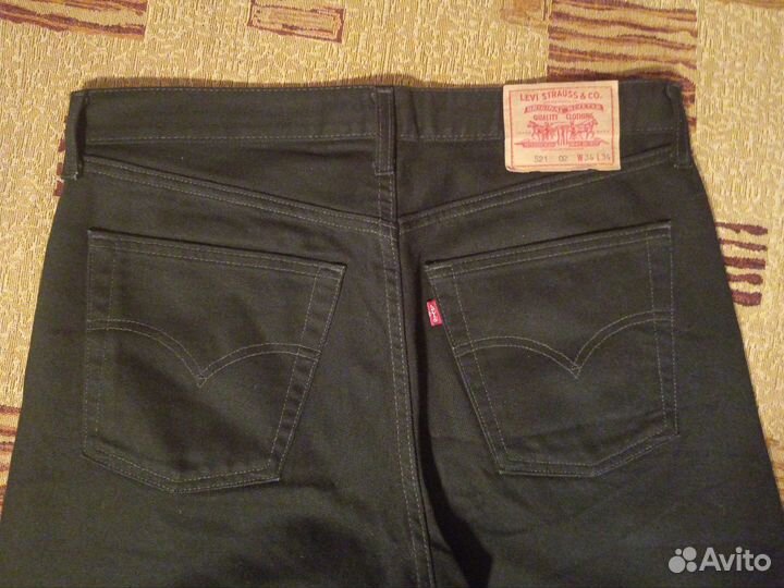 Джинсы Levi's 521 02