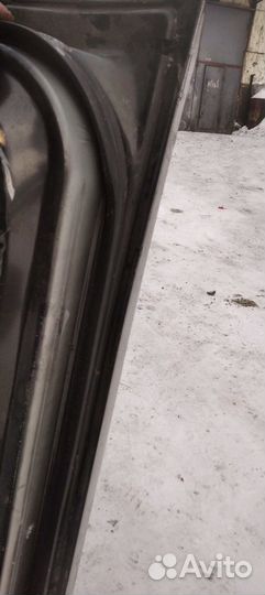 Двери левые Сузуки Гранд Витара и др детали