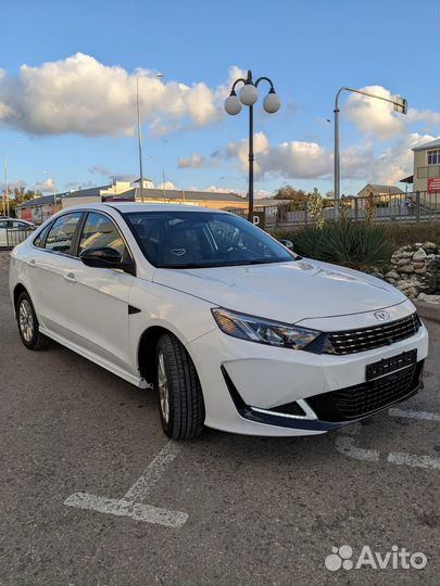 Kaiyi E5 1.5 CVT, 2023