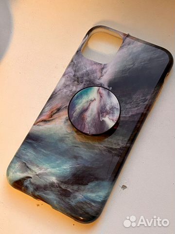 Чехол на iPhone 11