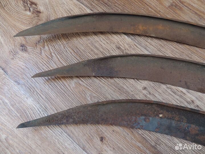 Коса ручная для покоса травы, новая (3 штуки) СССР