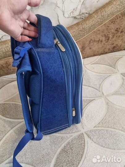 Школьный рюкзак