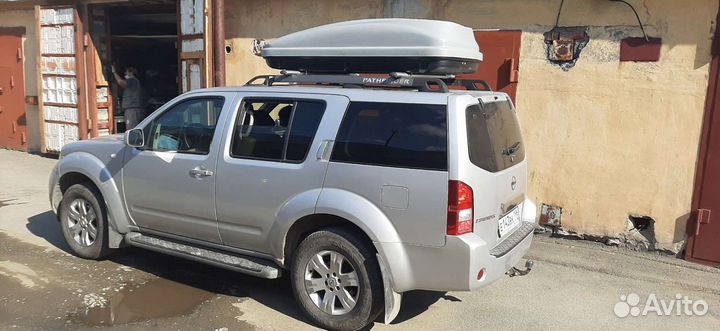 Автобокс на крышу автомобиля