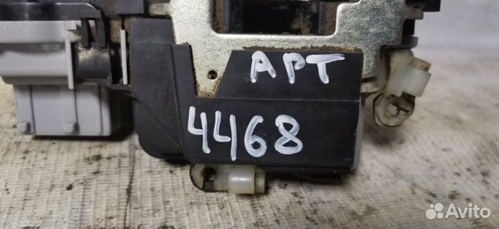 Замок двери передний правый Лада Калина хэтчбек