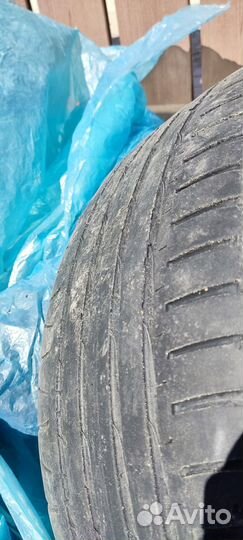 Nokian Tyres Hakka Z 215/60 R16 99W
