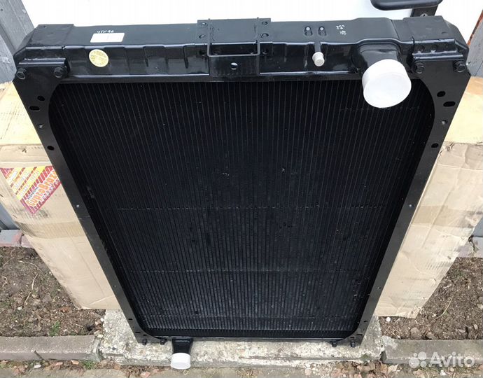 Камаз-6520 Евро-4,5 радиатор медный 3х рядный Шааз