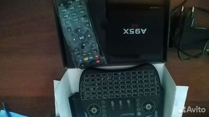 Смарт тв приставка А 95 Х с блютуз клавиатурой