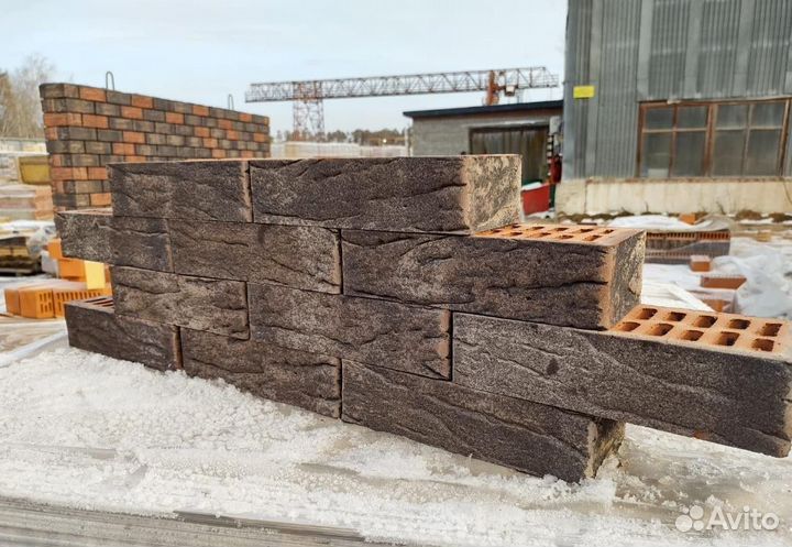 Кирпич полуторный пустотелый