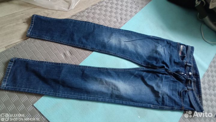 Джинсы