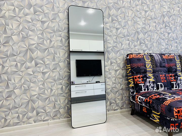 Зеркало в полный рост