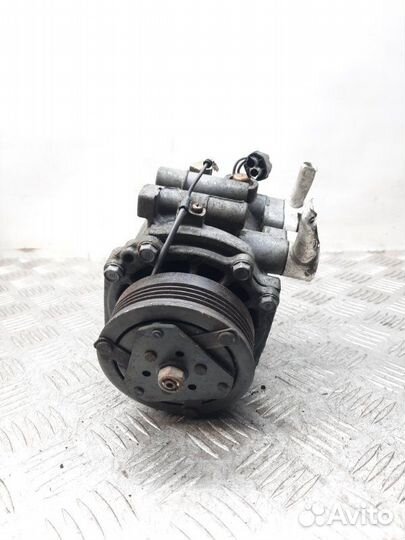 Компрессор кондиционера Suzuki Ignis 1.5 M15A 2005