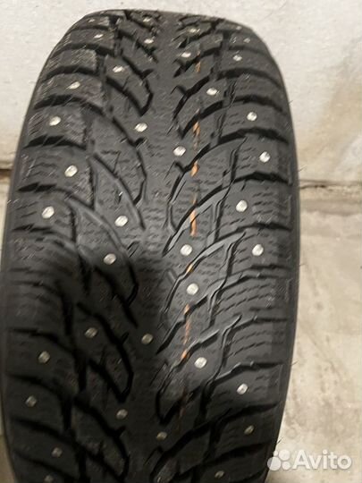 Nokian Tyres Hakkapeliitta 9 SUV 235/55 R18