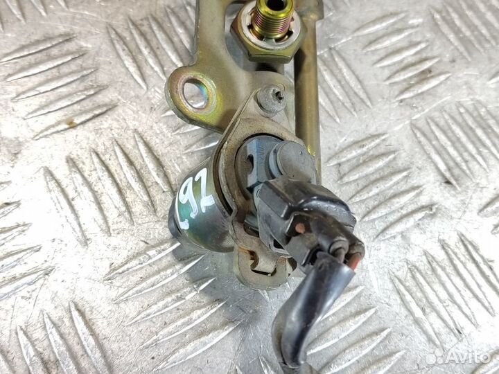 Форсунка двигателя Subaru Forester S11