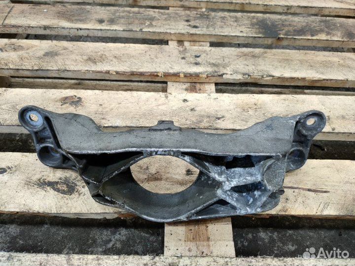 Кронштейн АКПП Bmw 5 E39 M52B28 1998