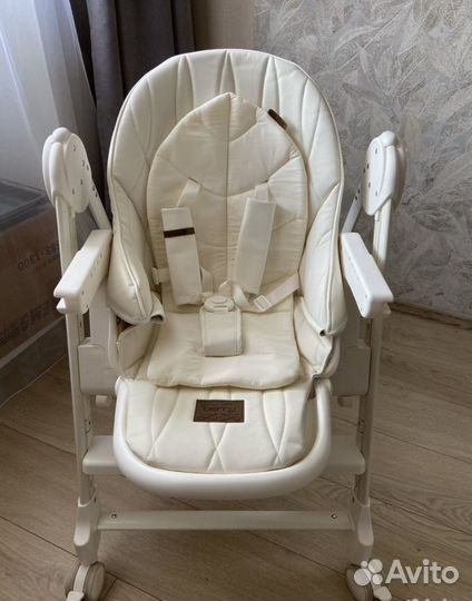 Стульчик для кормления happy baby berny lux