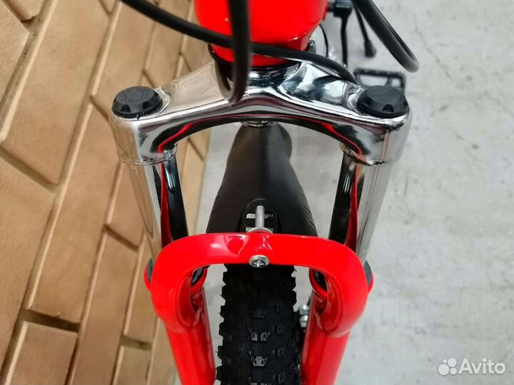 Велосипед скоростной на колёсах 20 дюймов 20x2,35д