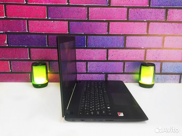 Бюджетный ноутбук Acer на i3 с SSD