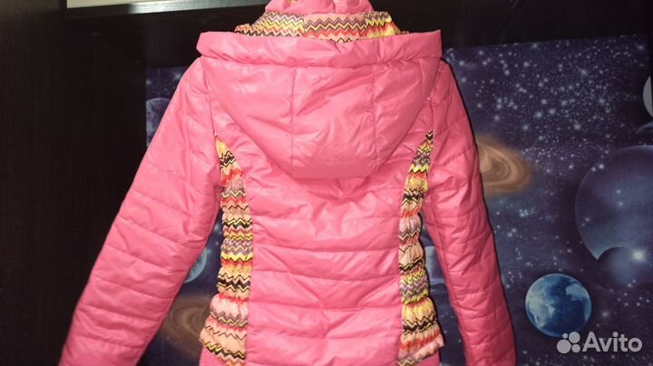 Куртка демисезонная 128 для девочки