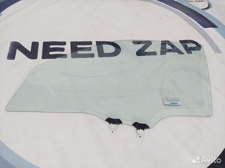 Переднее левое стекло Suzuki Grand Vitara 2010