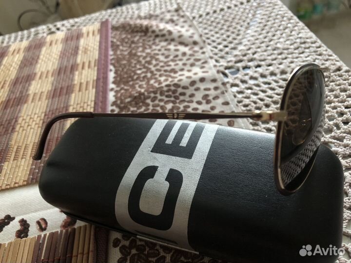 Солнцезащитные очки police