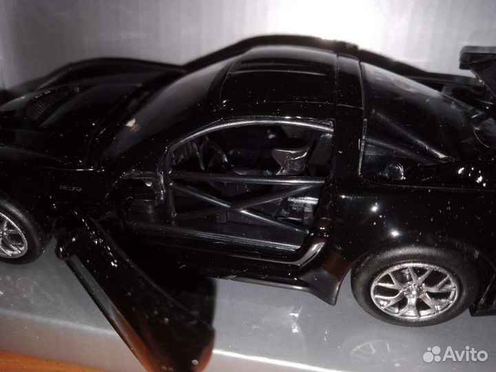 Модели автомобилей 1 / 32