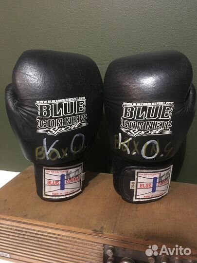 Боксерские перчатки 12 oz