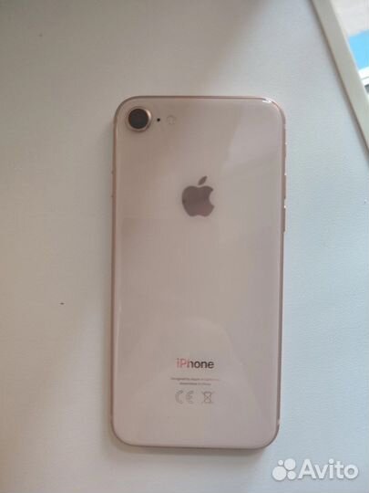 Телефон iPhone 8