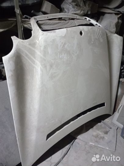 Капот мерседес w210-классик,цвет перламутр-белый