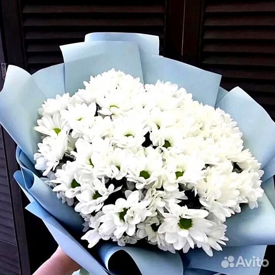 Букет из Кустовых Роз И Хризантем