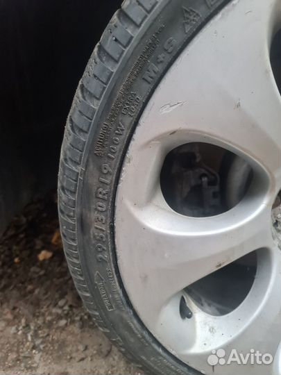 Dunlop SP Winter Sport 3D 235/40 R19 и 295/30 R19 96V
