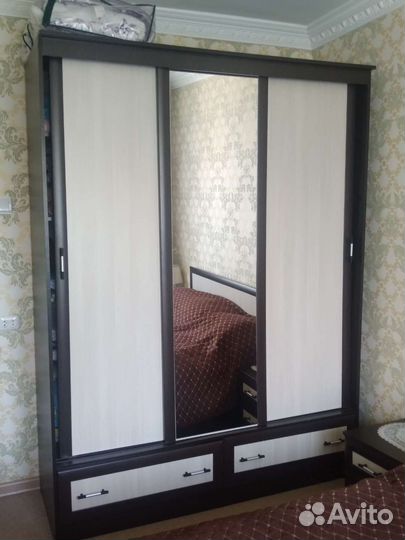 Спальный гарнитур