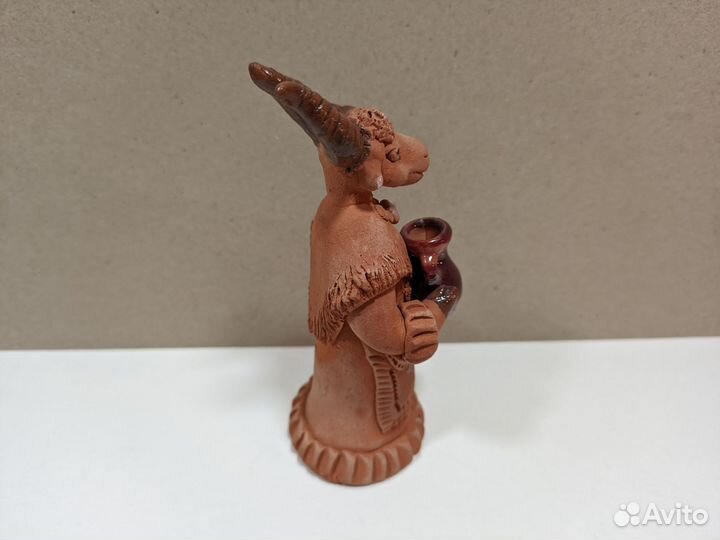 Коза статуэтка керамическая, глиняная фигурка