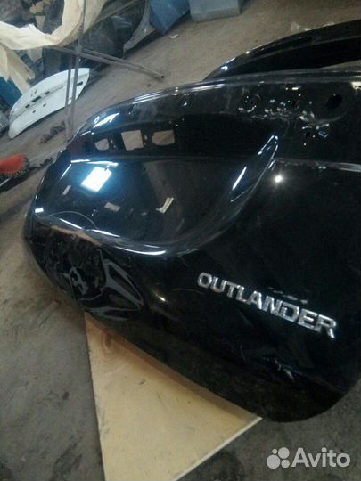 Митсубиси Аутлендер крышка багажника