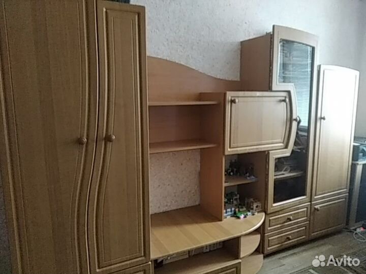 Стенка в гостиную